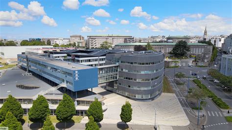 Université de Bretagne Occidentale .